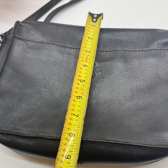 Patricia Nash Elegant Black Leather Crossbody Bag BP9347F